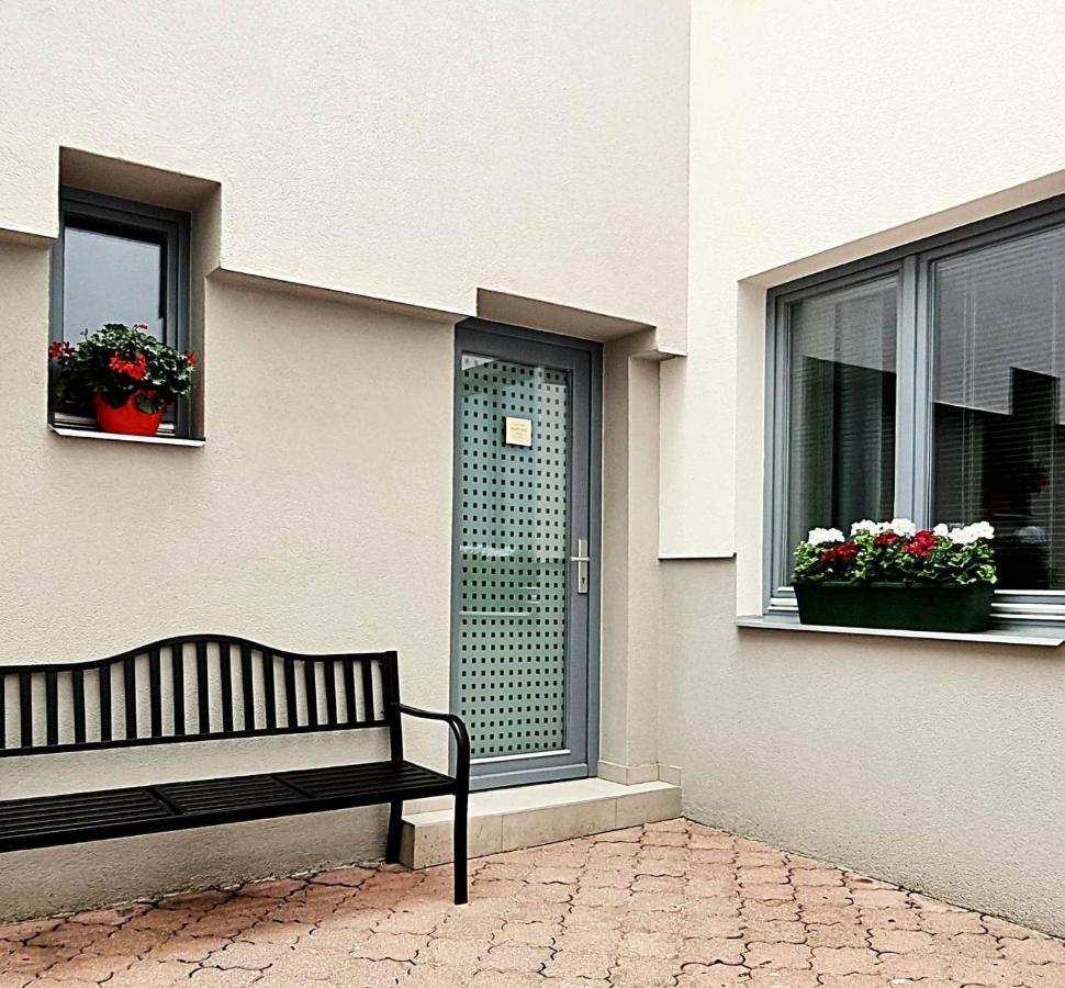 Apartman Zlaty Kriz Písek Dış mekan fotoğraf